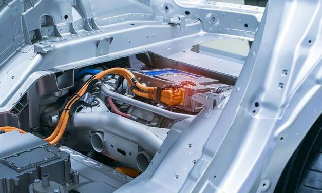 WECO entwickelt neue Stiftleiste zur Kühlluftsteuerung für E-Auto-Batteriezellen.  Platine sorgt für effiziente Kühlung der Akkus der kommenden Fahrzeuggeneration.