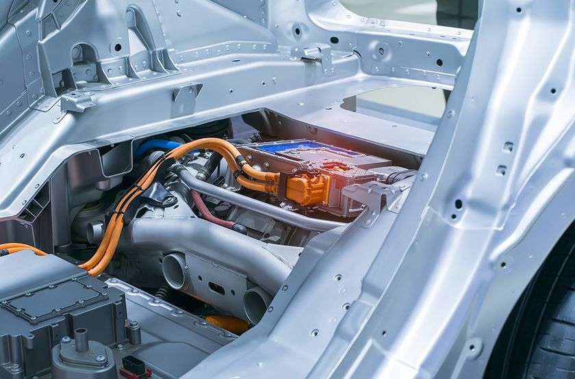WECO entwickelt neue Stiftleiste zur Kühlluftsteuerung für E-Auto-Batteriezellen.  Platine sorgt für effiziente Kühlung der Akkus der kommenden Fahrzeuggeneration.
